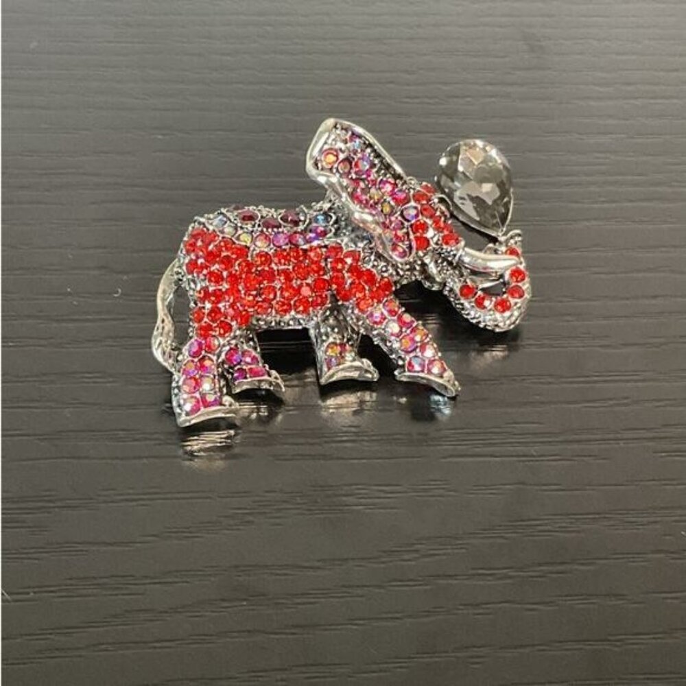 Red & Silver Rhinestone Elephant Brooch Pin - Picture 3 of 5